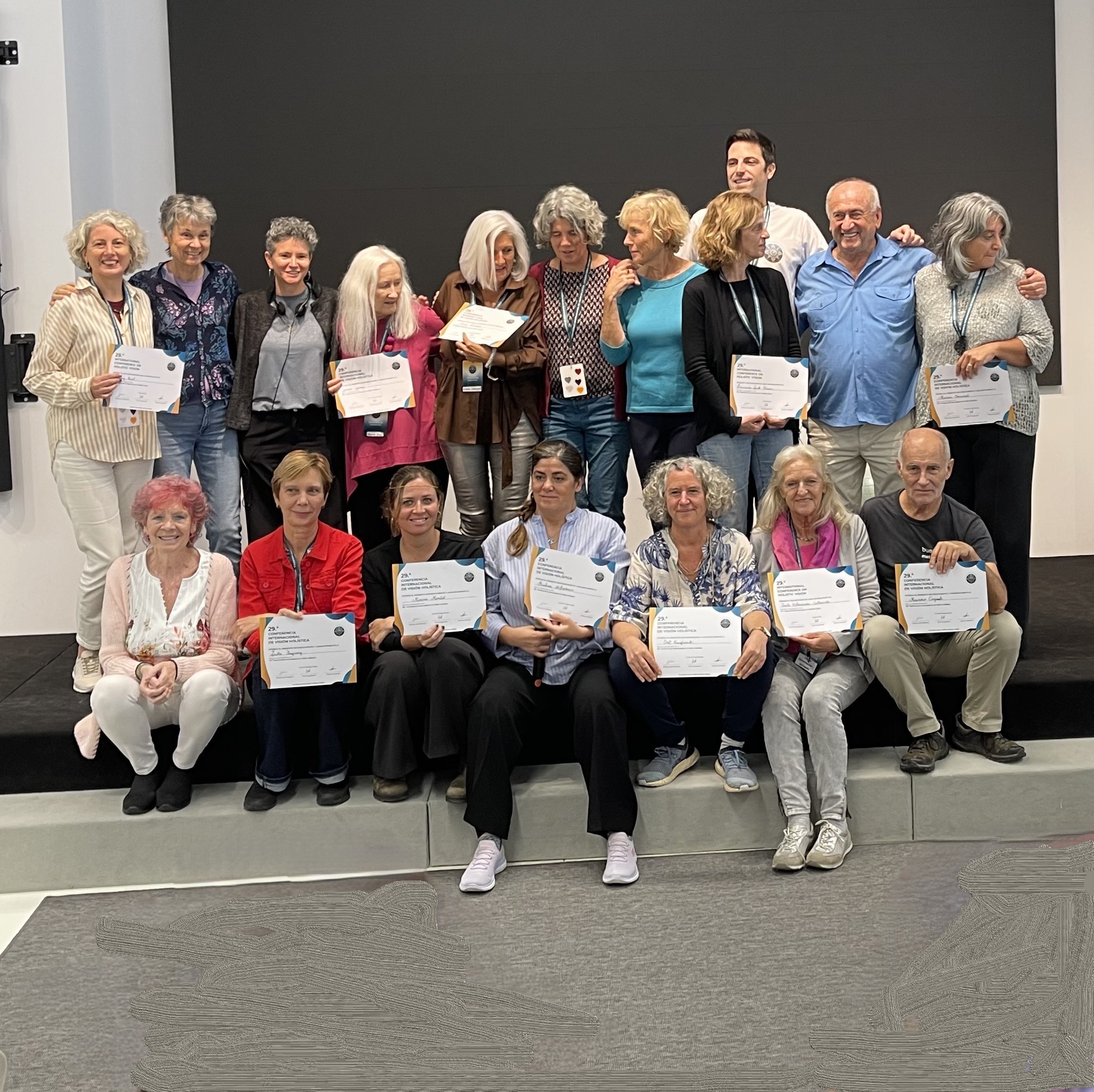 ReferentInnen der Workshops in Valencia mit unseren 3 Vereinsmitgliedern